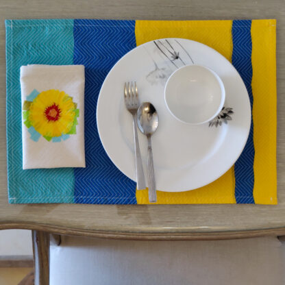 Calyz Yellow Blue Placemat Napkin Set - Image 2